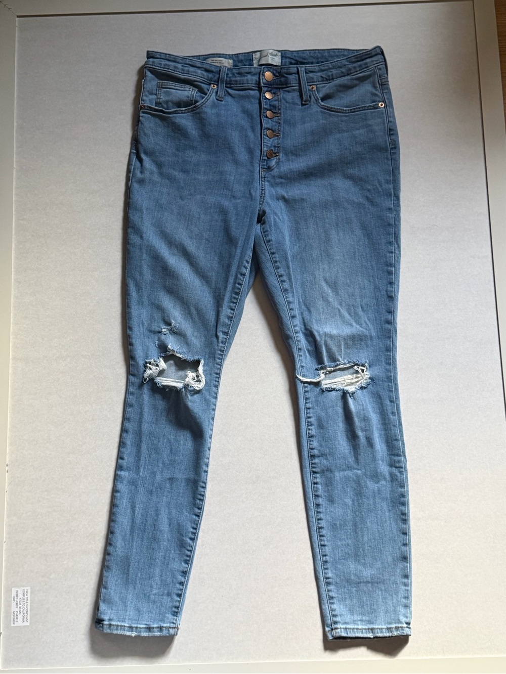 Universal Thread High-Rise Skinny Jeans - Medium Wash, Size 14R - Picture 2 of 7